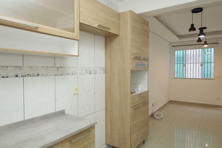 Casa de condomínio à venda com 62m², 2 quartos e 1 vagaCozinha