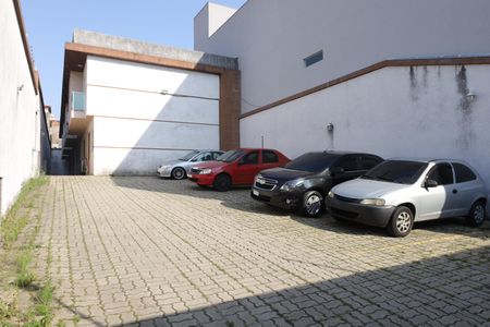 Casa de condomínio à venda com 62m², 2 quartos e 1 vaga Casa de condomínio à venda com 62m², 2 quartos e 1 vagaÁrea comum - Estacionamento