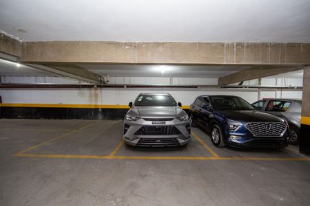 Apartamento à venda com 275m², 4 quartos e 3 vagas Apartamento à venda com 275m², 4 quartos e 3 vagasGARAGEM