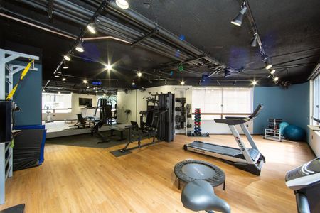 Apartamento à venda com 275m², 4 quartos e 3 vagas Apartamento à venda com 275m², 4 quartos e 3 vagasACADEMIA