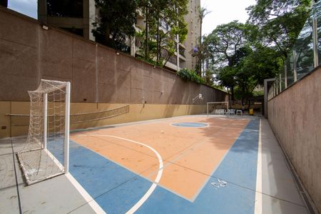 Apartamento à venda com 275m², 4 quartos e 3 vagas Apartamento à venda com 275m², 4 quartos e 3 vagasQUADRA