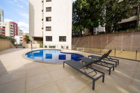 Apartamento à venda com 275m², 4 quartos e 3 vagas Apartamento à venda com 275m², 4 quartos e 3 vagasPISCINA