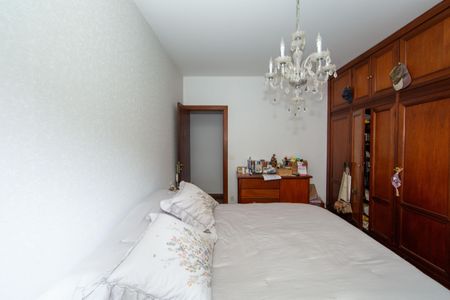 Apartamento à venda com 275m², 4 quartos e 3 vagas Apartamento à venda com 275m², 4 quartos e 3 vagasQUARTO1