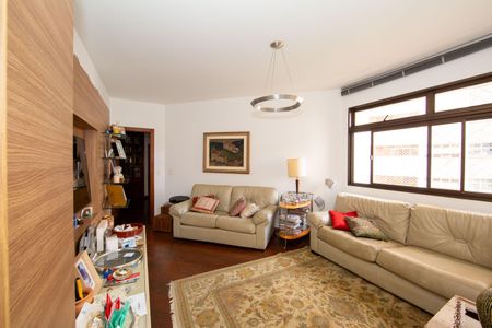 Apartamento à venda com 275m², 4 quartos e 3 vagas Apartamento à venda com 275m², 4 quartos e 3 vagasSALA DE TV