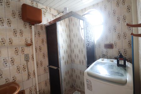Banheiro de kitnet/studio para alugar com 1 quarto, 35m² em Centro, Canoas