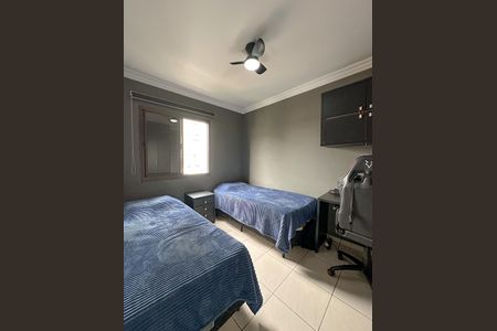 Apartamento à venda com 93m², 4 quartos e 2 vagas Apartamento à venda com 93m², 4 quartos e 2 vagasQuarto 2