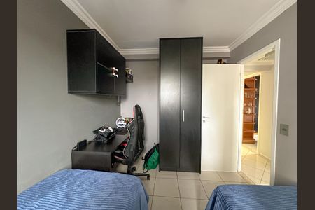 Apartamento à venda com 93m², 4 quartos e 2 vagas Apartamento à venda com 93m², 4 quartos e 2 vagasQuarto 2