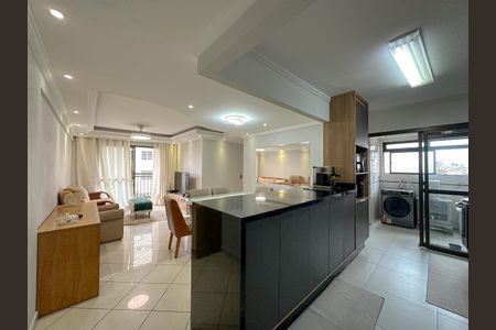 Apartamento à venda com 93m², 4 quartos e 2 vagas Apartamento à venda com 93m², 4 quartos e 2 vagasSala