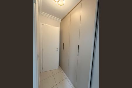 Apartamento à venda com 93m², 4 quartos e 2 vagas Apartamento à venda com 93m², 4 quartos e 2 vagasSuíte