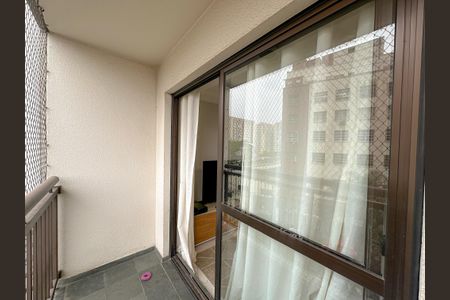 Apartamento à venda com 93m², 4 quartos e 2 vagas Apartamento à venda com 93m², 4 quartos e 2 vagasVaranda