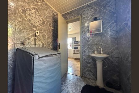 Casa à venda com 57m², 2 quartos e 2 vagasBanheiro