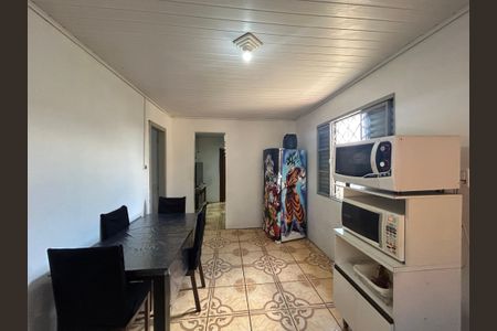 Casa à venda com 57m², 2 quartos e 2 vagasCozinha