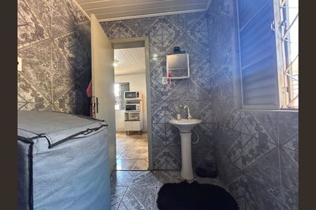 Casa à venda com 57m², 2 quartos e 2 vagasBanheiro