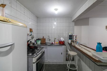 Casa para alugar com 100m², 2 quartos e 1 vaga Casa para alugar com 100m², 2 quartos e 1 vagaCozinha