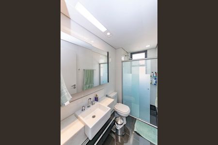 Apartamento à venda com 103m², 2 quartos e 2 vagasBanheiro Social