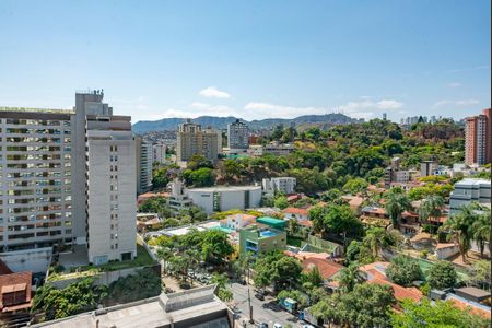 Apartamento à venda com 103m², 2 quartos e 2 vagasSala