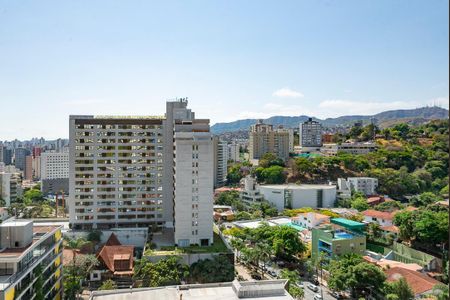 Apartamento à venda com 103m², 2 quartos e 2 vagasSala