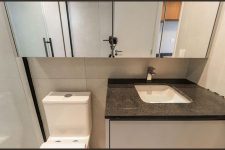 Studio à venda com 25m², 1 quarto e sem vaga Studio à venda com 25m², 1 quarto e sem vagaBanheiro
