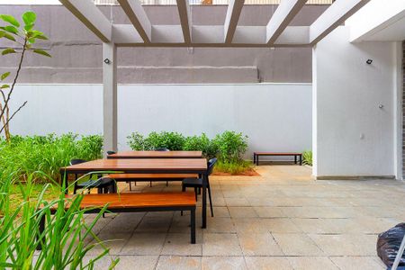 Studio à venda com 25m², 1 quarto e sem vaga Studio à venda com 25m², 1 quarto e sem vagaÁrea comum - Churrasqueira