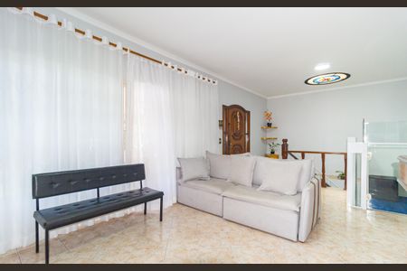 Casa à venda com 400m², 3 quartos e 2 vagas Casa à venda com 400m², 3 quartos e 2 vagasSala de Estar