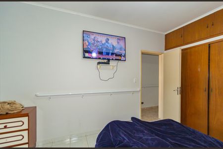 Casa à venda com 400m², 3 quartos e 2 vagas Casa à venda com 400m², 3 quartos e 2 vagasQuarto 3 - Suíte
