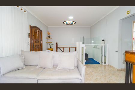 Casa à venda com 400m², 3 quartos e 2 vagas Casa à venda com 400m², 3 quartos e 2 vagasSala de Estar