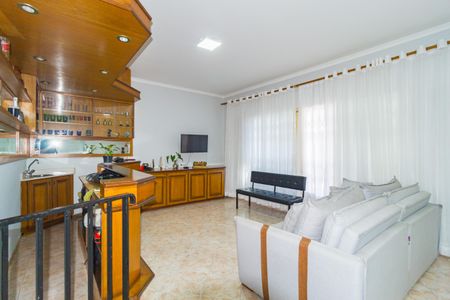 Casa à venda com 400m², 3 quartos e 2 vagas Casa à venda com 400m², 3 quartos e 2 vagasSala de Estar