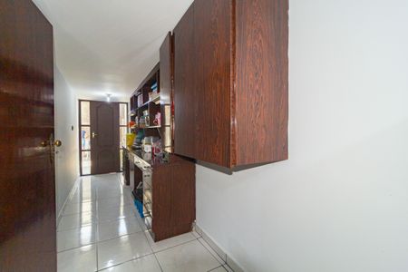 Casa à venda com 400m², 3 quartos e 2 vagas Casa à venda com 400m², 3 quartos e 2 vagasDespensa