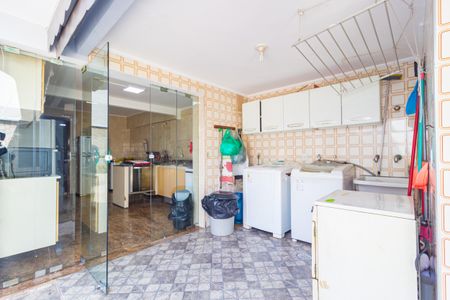 Casa à venda com 400m², 3 quartos e 2 vagas Casa à venda com 400m², 3 quartos e 2 vagasÁrea de Serviço