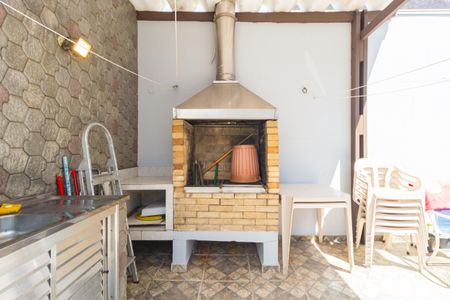 Casa à venda com 400m², 3 quartos e 2 vagas Casa à venda com 400m², 3 quartos e 2 vagasChurrasqueira/Quintal