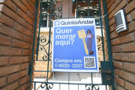 Casa à venda com 270m², 3 quartos e 4 vagasPlaca