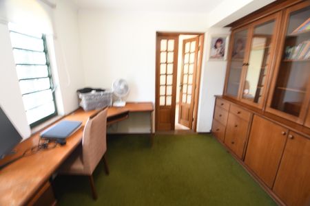 Casa à venda com 270m², 3 quartos e 4 vagasSala /  Escritório