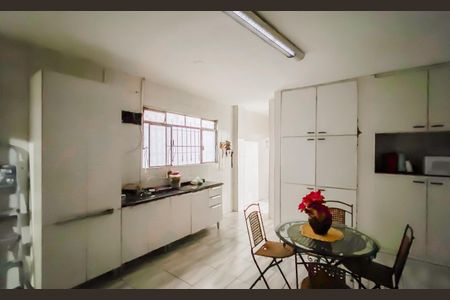 Casa para alugar com 100m², 2 quartos e 1 vaga Casa para alugar com 100m², 2 quartos e 1 vagaCozinha