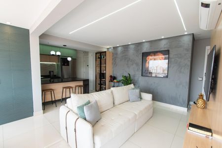 Apartamento à venda com 100m², 3 quartos e 2 vagasSala