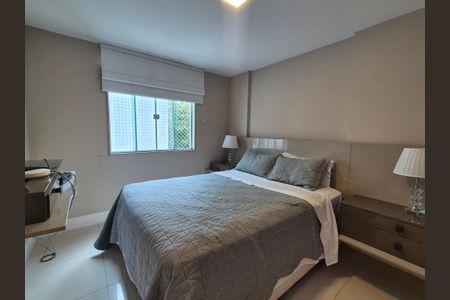 Apartamento à venda com 358m², 3 quartos e 4 vagas Apartamento à venda com 358m², 3 quartos e 4 vagasSuíte 1