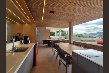 Apartamento à venda com 358m², 3 quartos e 4 vagas Apartamento à venda com 358m², 3 quartos e 4 vagasTerraço