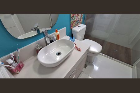 Apartamento à venda com 135m², 3 quartos e 3 vagas Apartamento à venda com 135m², 3 quartos e 3 vagasBanheiro Suíte 1