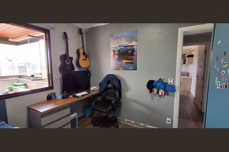 Apartamento à venda com 135m², 3 quartos e 3 vagas Apartamento à venda com 135m², 3 quartos e 3 vagasQuarto