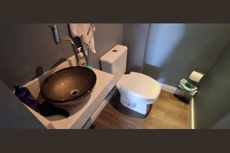 Apartamento à venda com 135m², 3 quartos e 3 vagas Apartamento à venda com 135m², 3 quartos e 3 vagasLavabo