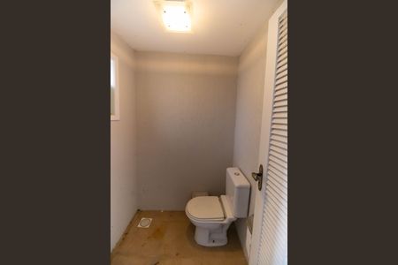 Casa de condomínio à venda com 420m², 3 quartos e 2 vagas Casa de condomínio à venda com 420m², 3 quartos e 2 vagasLavabo