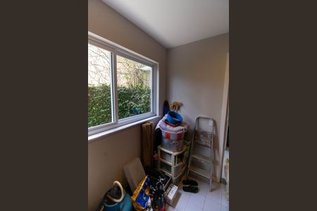 Casa de condomínio à venda com 420m², 3 quartos e 2 vagas Casa de condomínio à venda com 420m², 3 quartos e 2 vagasQuarto de Serviço