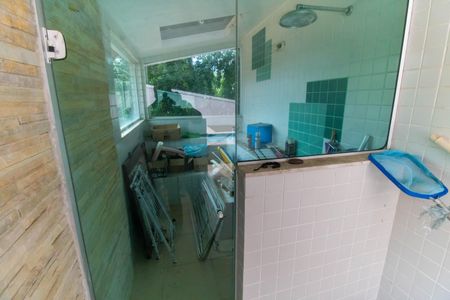 Casa de condomínio à venda com 420m², 3 quartos e 2 vagas Casa de condomínio à venda com 420m², 3 quartos e 2 vagasSauna