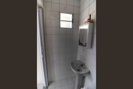 Casa de condomínio à venda com 420m², 3 quartos e 2 vagas Casa de condomínio à venda com 420m², 3 quartos e 2 vagasBanheiro de serviço