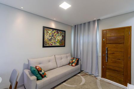 Casa de condomínio à venda com 52m², 2 quartos e 1 vaga Casa de condomínio à venda com 52m², 2 quartos e 1 vaga Sala e Cozinha