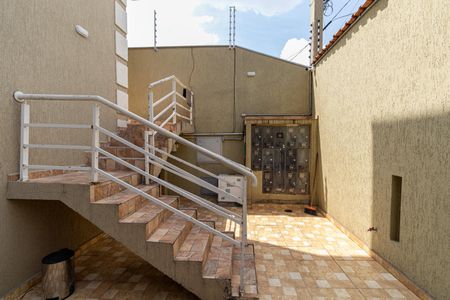 Casa de condomínio à venda com 52m², 2 quartos e 1 vaga Casa de condomínio à venda com 52m², 2 quartos e 1 vagaÁrea Comum