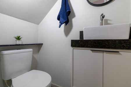 Casa de condomínio à venda com 52m², 2 quartos e 1 vaga Casa de condomínio à venda com 52m², 2 quartos e 1 vagaLavabo