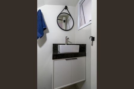 Casa de condomínio à venda com 52m², 2 quartos e 1 vaga Casa de condomínio à venda com 52m², 2 quartos e 1 vagaLavabo