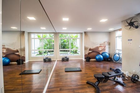 Apartamento à venda com 62m², 2 quartos e 1 vaga Apartamento à venda com 62m², 2 quartos e 1 vagaAcademia