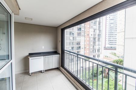 Apartamento à venda com 62m², 2 quartos e 1 vaga Apartamento à venda com 62m², 2 quartos e 1 vagaVaranda