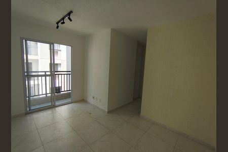 Sala de apartamento para alugar com 2 quartos, 50m² em Taquara, Rio de Janeiro